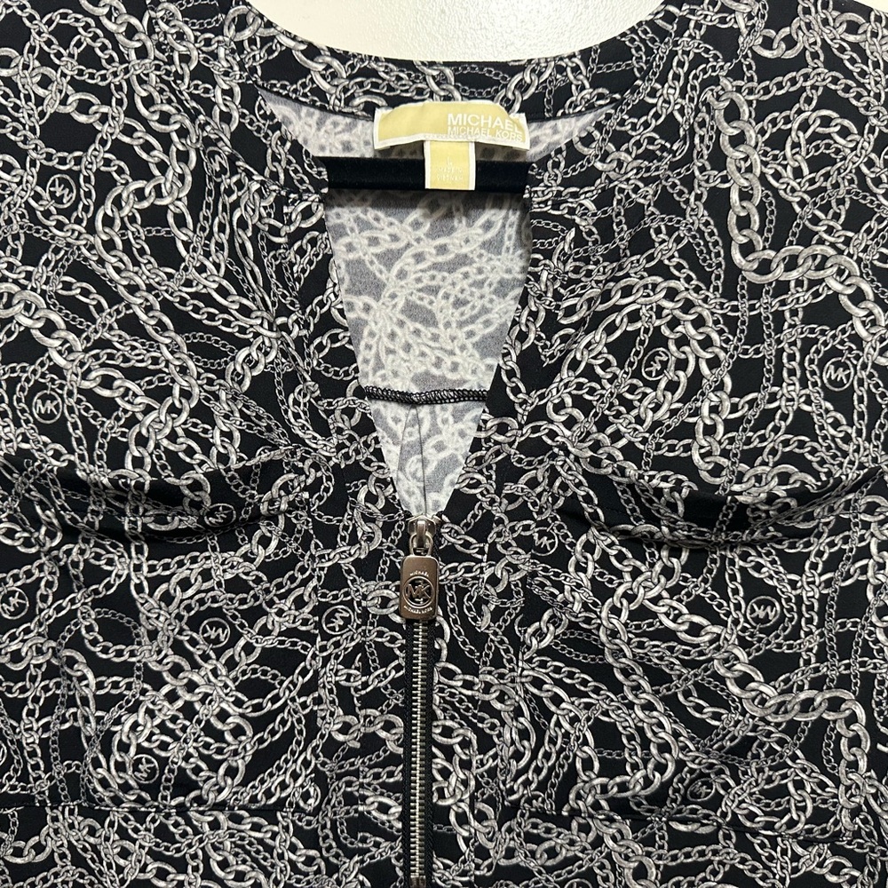 Michael Kors Chain Patterned Top in Black and White - Picture 4 of 8